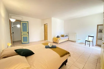 Bauernhaus in der Provence mit Pool