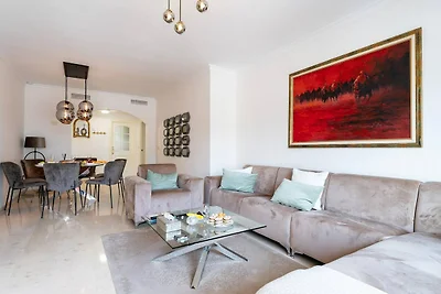 Wohnung in Elviria mit Terrasse, Marbella