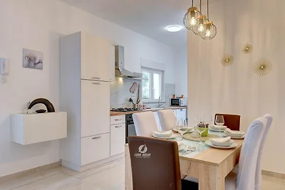 Geräumiges Haus mit privater Terrasse und...