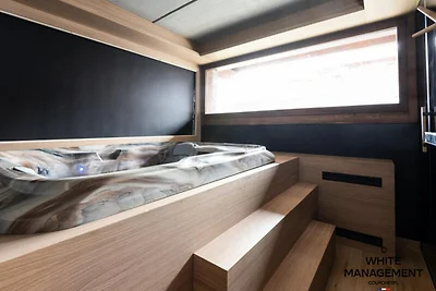 Chalet in Courchevel mit Sauna und Whirlpool