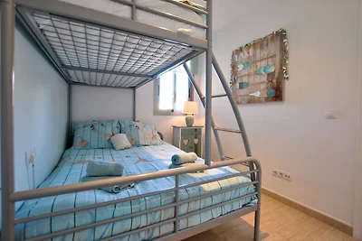 Moderno appartamento con piscina a Cala Pi
