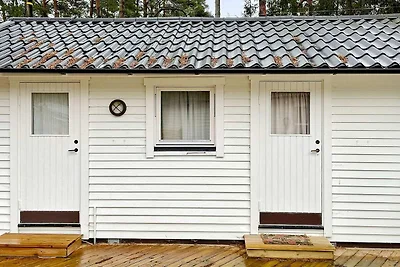 8 Personen Ferienhaus in YNGSJÖ, SVERIGE-By...