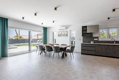 Villa Bonce - Five Bedroom Villa with Private...