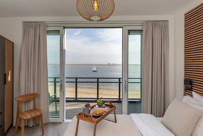 Luxusapartment mit Blick auf das Wasser