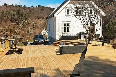 7 Personen Ferienhaus in Høvåg
