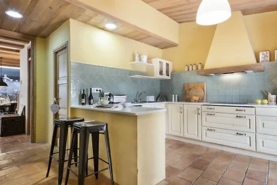 Traditionelles Ferienhaus mit Pool