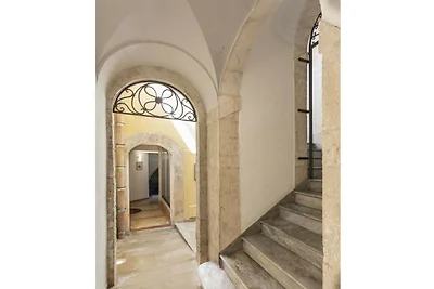 Salomone Apartment 3