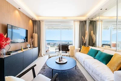 3-Zimmer-Apartment mit Terrasse und Meerblick...