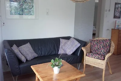 Schöner Bungalow mit sonnigem Garten