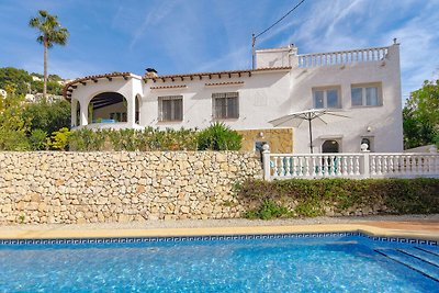 Einladende Villa in Benissa mit Swimmingpool