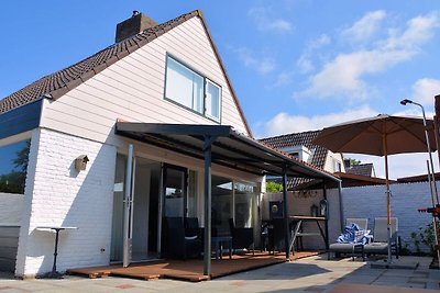Modernes Ferienhaus in Noordwijkerhout in der...