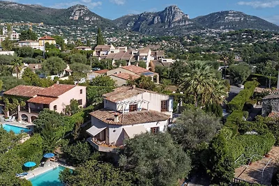 Villa in Vence mit Schwimmbecken