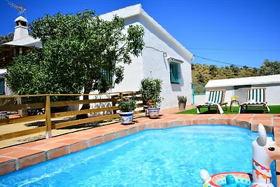 Villa in Malaga, privater Pool und Meerblick