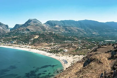 Villa in Mariou mit Pool und Stränden