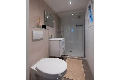 Wellness Lodge met Hottub Haarle