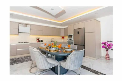 Villa a Kalkan con piscina