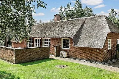 12 Personen Ferienhaus in Væggerløse