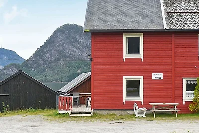 4 persone case ad Måndalen