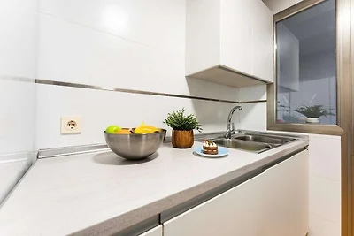 Stadtwohnung für 4 mit Parkplatz, Malaga