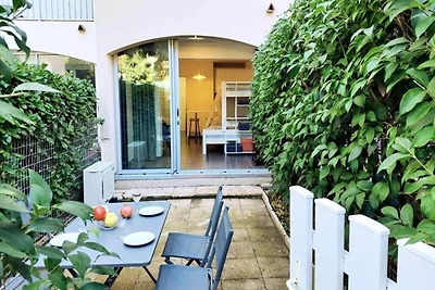 Studio Heron Residence