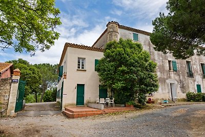 Apartment mit Pool inmitten von Weinbergen in...