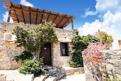 Ferienhaus auf Kreta mit Balkon und Terrasse