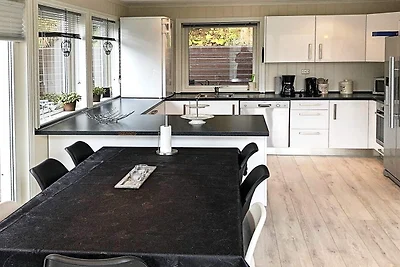 10 Personen Ferienhaus in lyngdal-By Traum