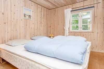 Lush home in Glesborg, 6 guests