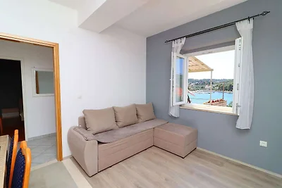 2-Zimmer-Wohnung mit Terrasse