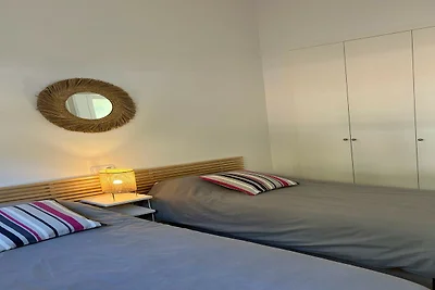 Townhouse in Estartit near sea beach