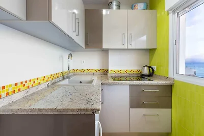 Appartement in Torremolinos met Zeezicht