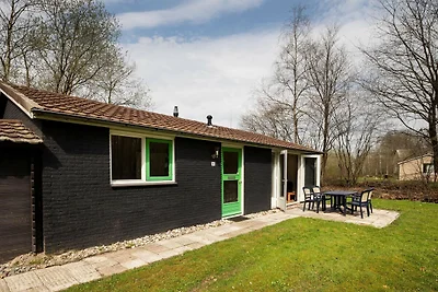 Confortevole villa con microonde, vicino al p...
