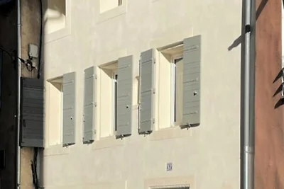 Wohnung in L'Isle-sur-la-Sorgue am Fluss