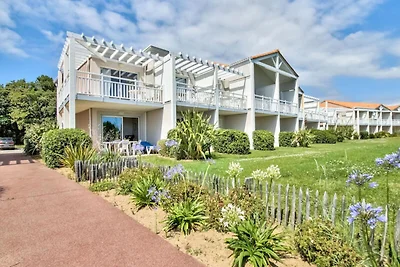 Appartement in Les Sables met uitzicht op zee
