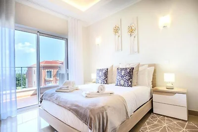 Haus in Lagos mit Pool und Golfplatz