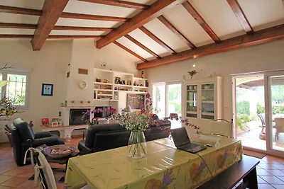 Splendida villa a Bagnols-en-Forêt