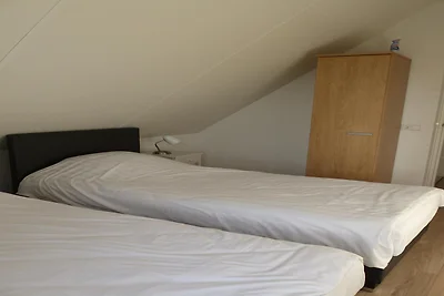 Geräumige Villa in ruhigem Ferienpark