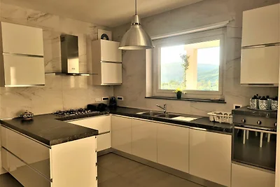Casa vacanze a Leonforte con giardino