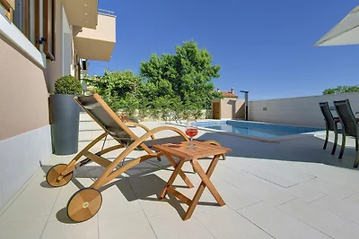 Ferienhaus in Ližnjan nahe am Strand