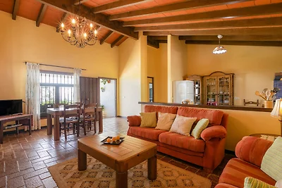 Schönes Ferienhaus mit privatem Pool