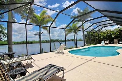 Villa en Cape Coral con piscina