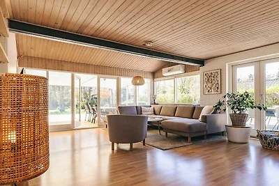 6 Personen Ferienhaus in Væggerløse