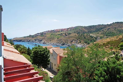 Soggiorno in collina in stile mediterraneo pe...
