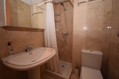 Gemütliche Wohnung mit Swimmingpool am Meer i...