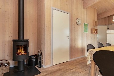 Geräumiges Ferienhaus in Faaborg mit Sauna