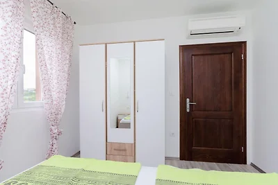 Apartments and Room Ljubica i Branko - Two be...