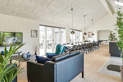 26 Personen Ferienhaus in Grenaa