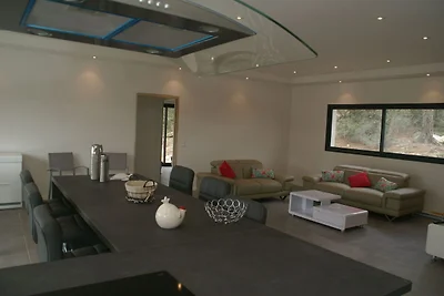Moderna villa con piscina privata a Vidauban