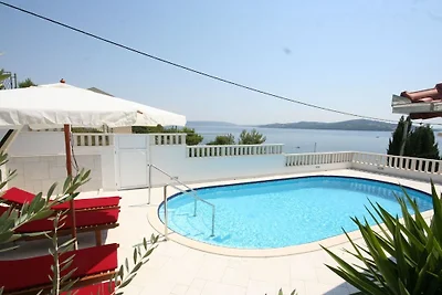 Villa mit 2 Schlafzimmer