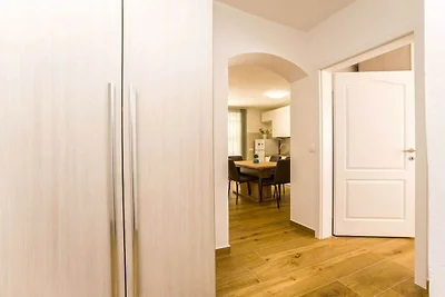 Wohnung in Privlaka mit Schwimmbecken